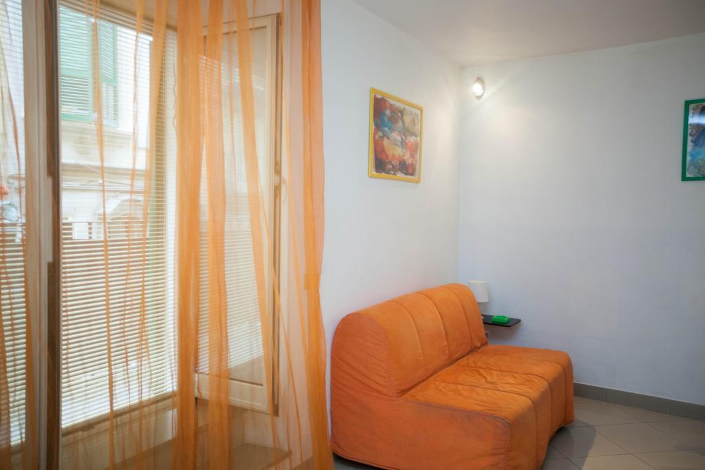 Serra Casa A Piazza Del Plebiscito Holiday home Naples